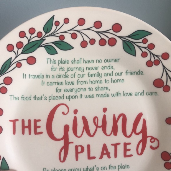 Christmas Holly And Berry The Giving Plate/Platter - Picture 6 of 7
